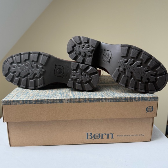 BORN GRACI BOOT WOMENS CHELSEA BOOT WITH HEEL SIZE 7 DARK RED LEATHER - Picture 5 of 6